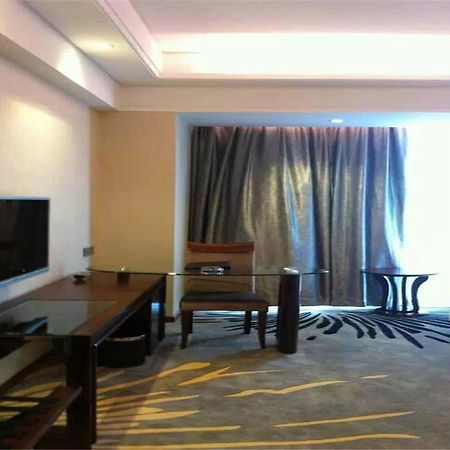 The Century Hotel Чжуншань Экстерьер фото